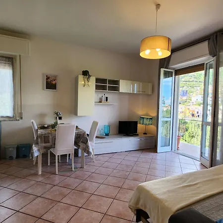Nella Quiete Di Boissano, Con Vista E Posto Auto Privato Boissano