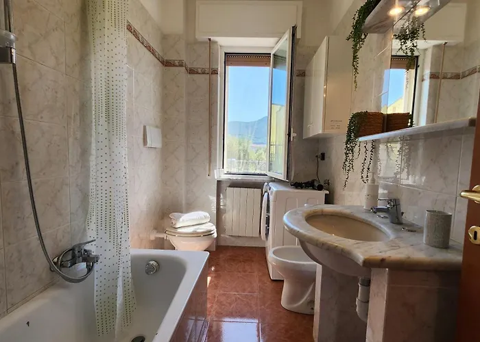 Nella Quiete Di Boissano, Con Vista E Posto Auto Privato Lejlighed Boissano